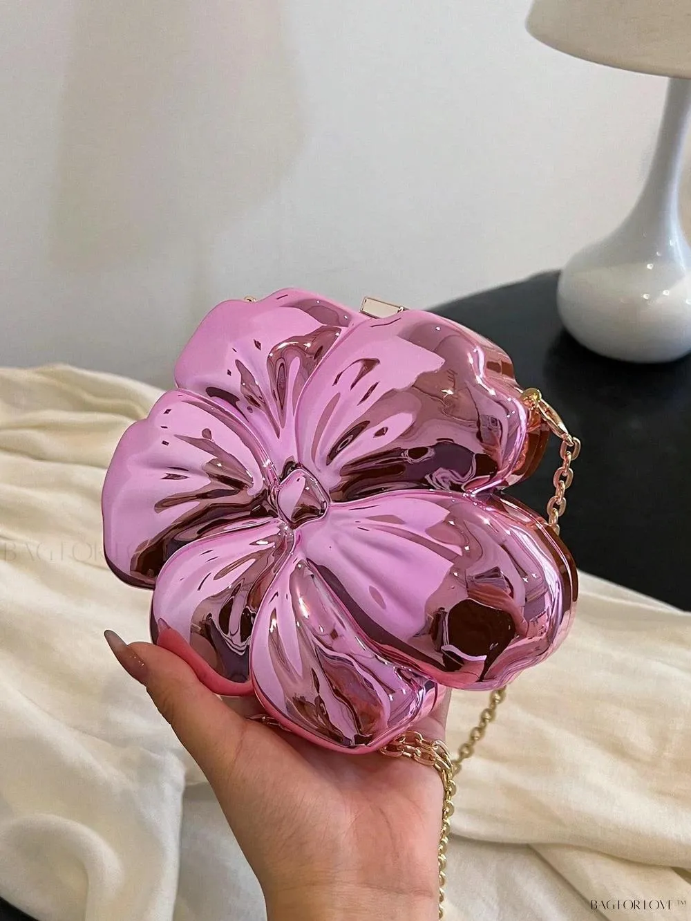BagForLove - Charming Small Clutch Handbag for Dating and Shopping