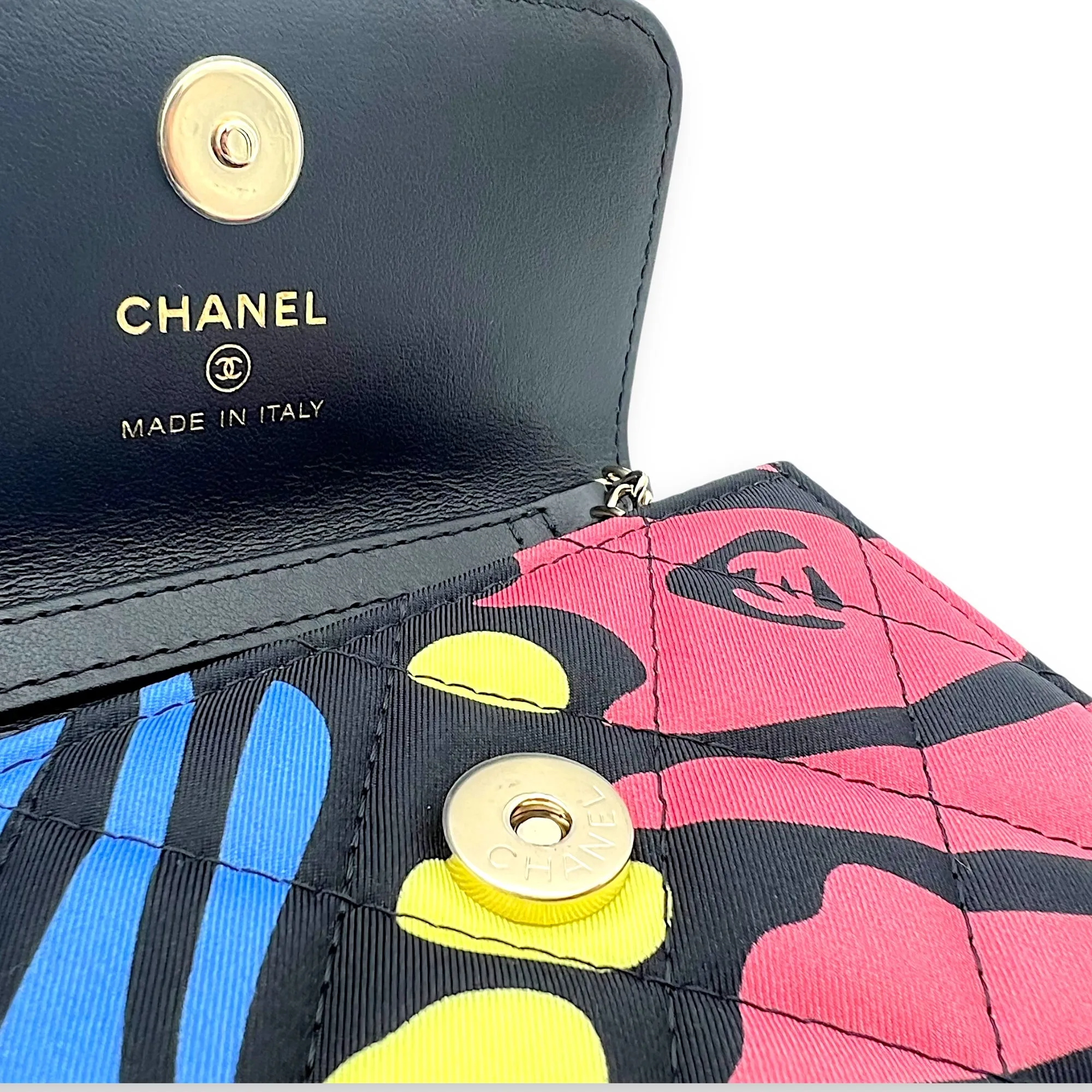 CC Floral Printed Mini Multi-colour Wallet On Chain in Fabric, Gold hardware
