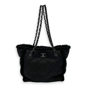 CC Shoulder Bag Black in Shearling, Silver hardware