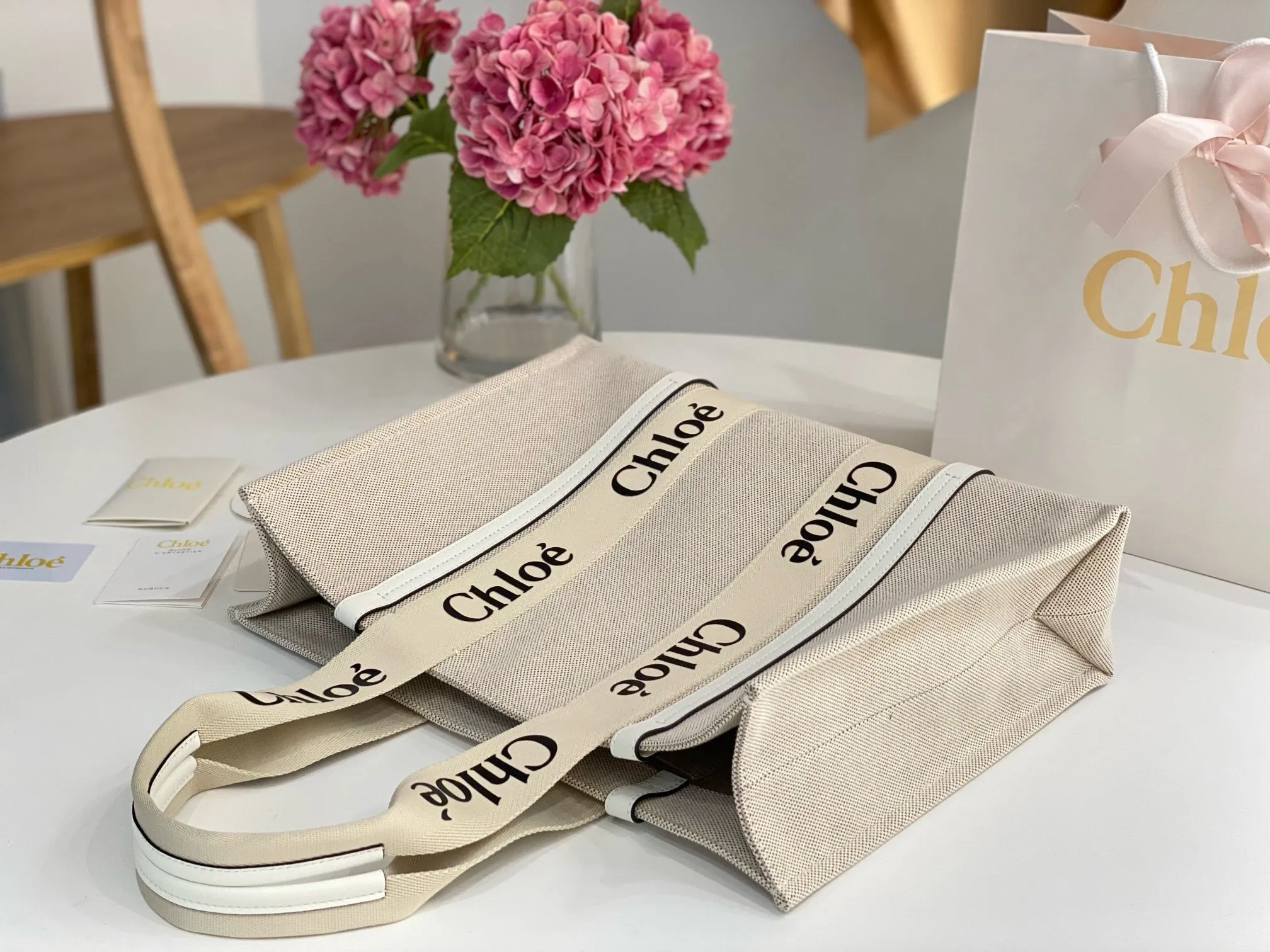 Ch1o Woody Tote Bag