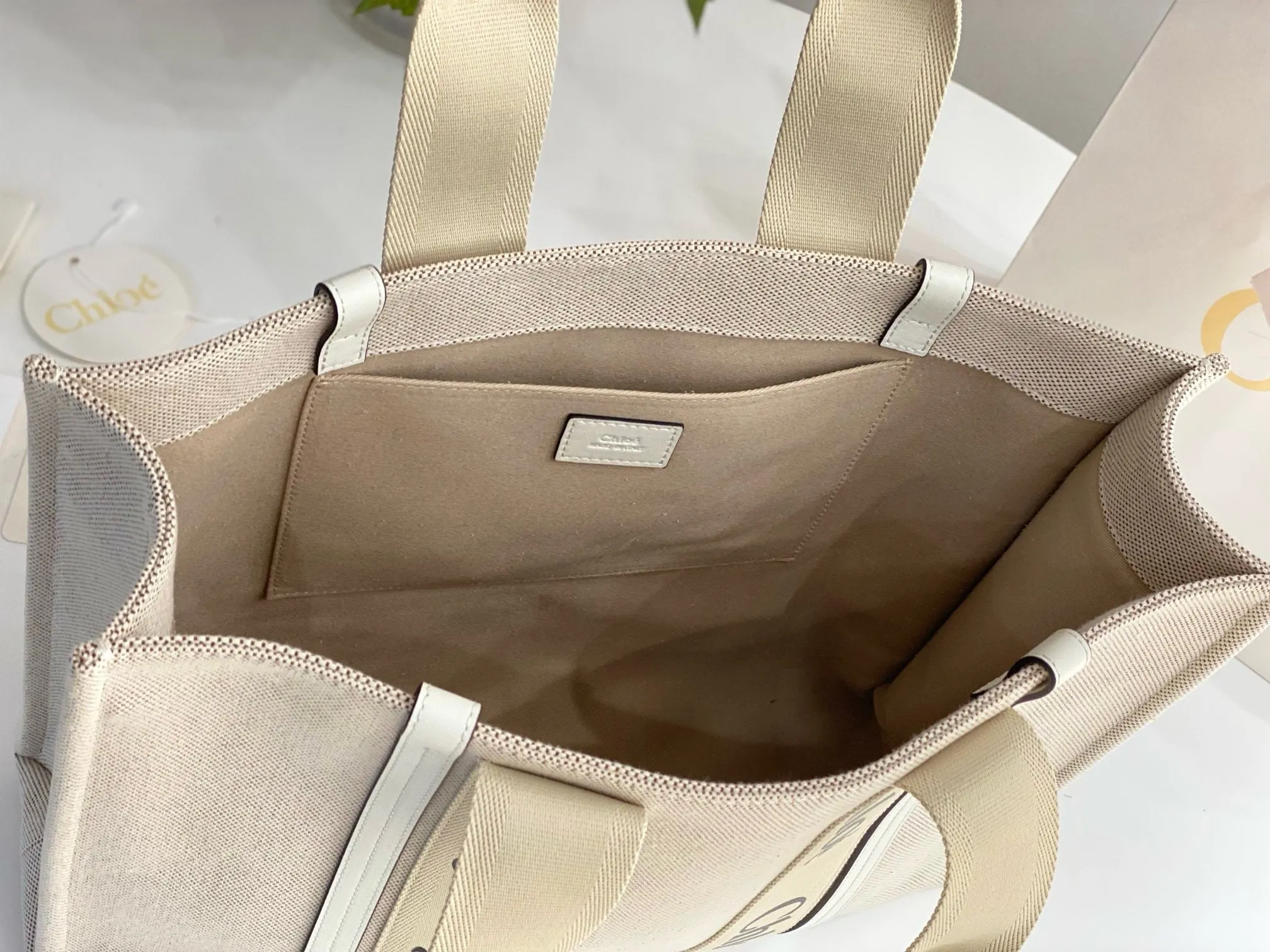 Ch1o Woody Tote Bag
