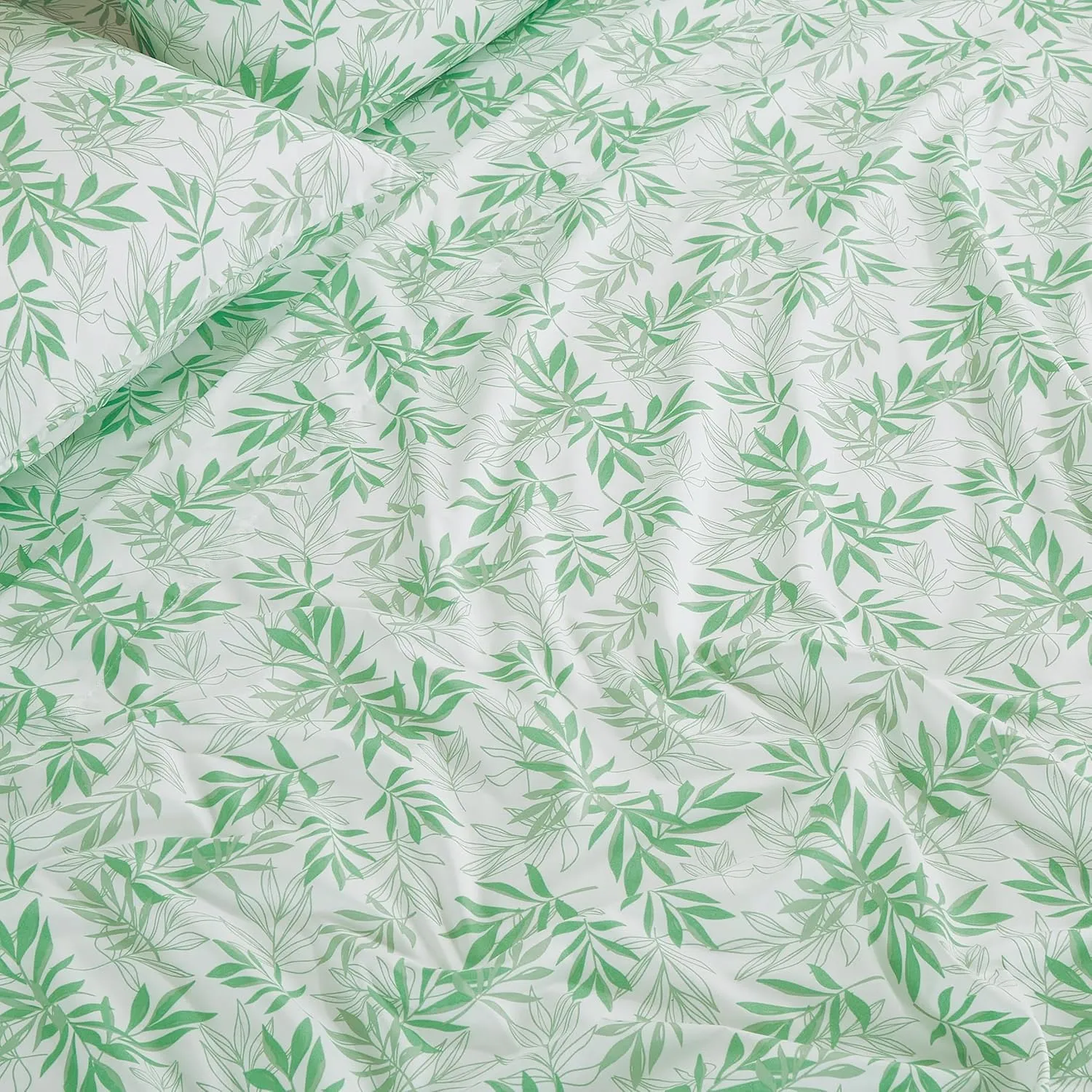Chezmoi Collection Elder 4-Piece Floral Leaves Bed Sheet Set - Green White Leaves Printed Microfiber 14-Inches Deep Pocket Sheets & Pillowcases Set, King