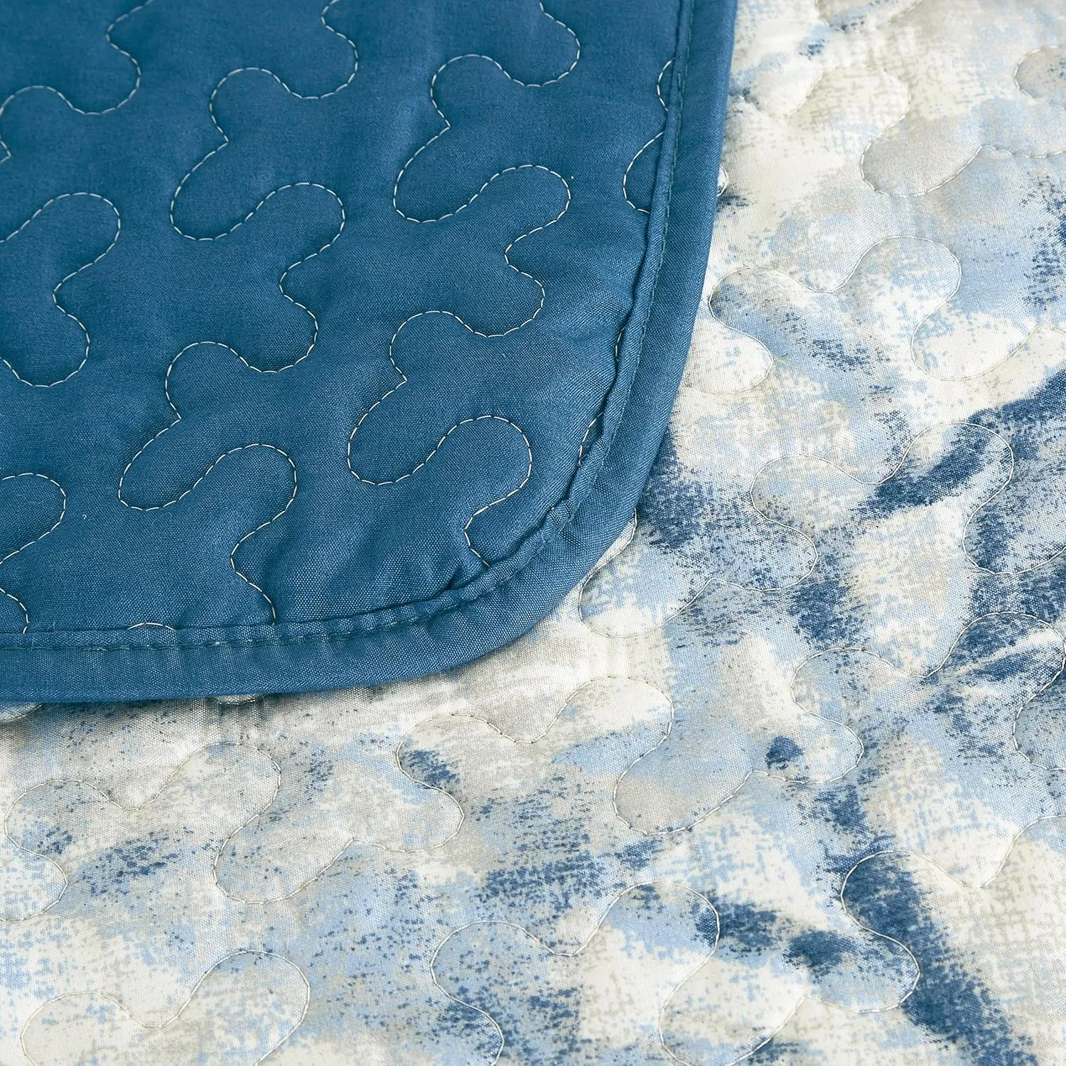Chezmoi Collection Monica 3-Piece Tropical Floral Quilt Set Queen - Blue Gray White Textured Floral Printed Microfiber Lightweight Bedspread Set for All Season