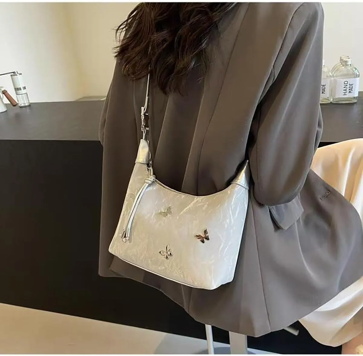 Chinese women's retro handbag, metal butterfly printed dumpling bag, versatile wallet crossbody bag banquet