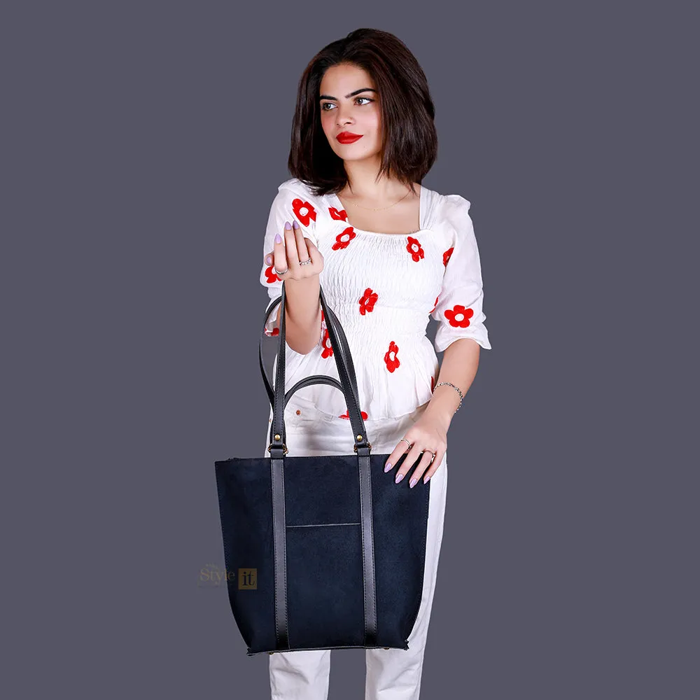 Commodious Black Shoulder Bag