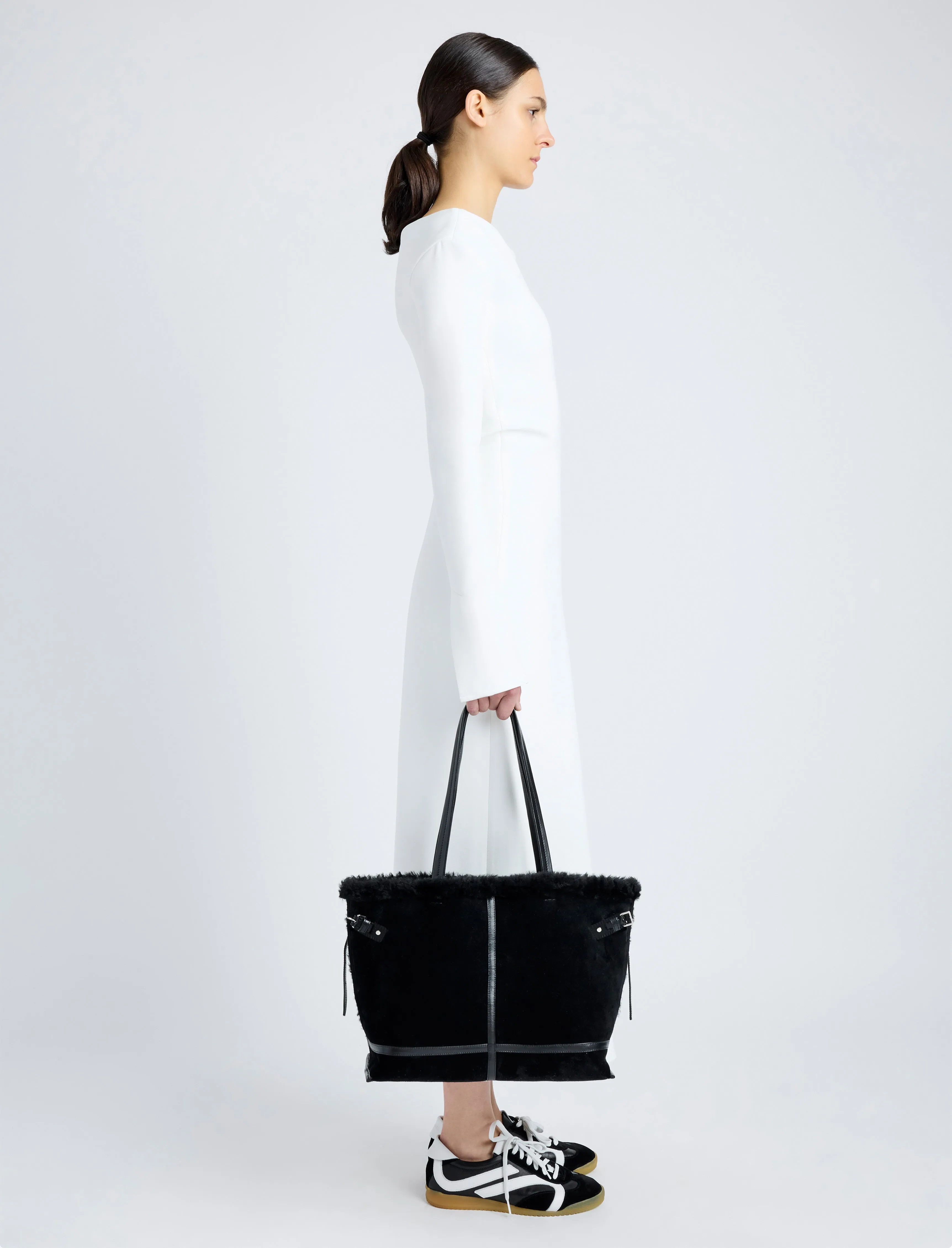 Days Tote in Suede Shearling