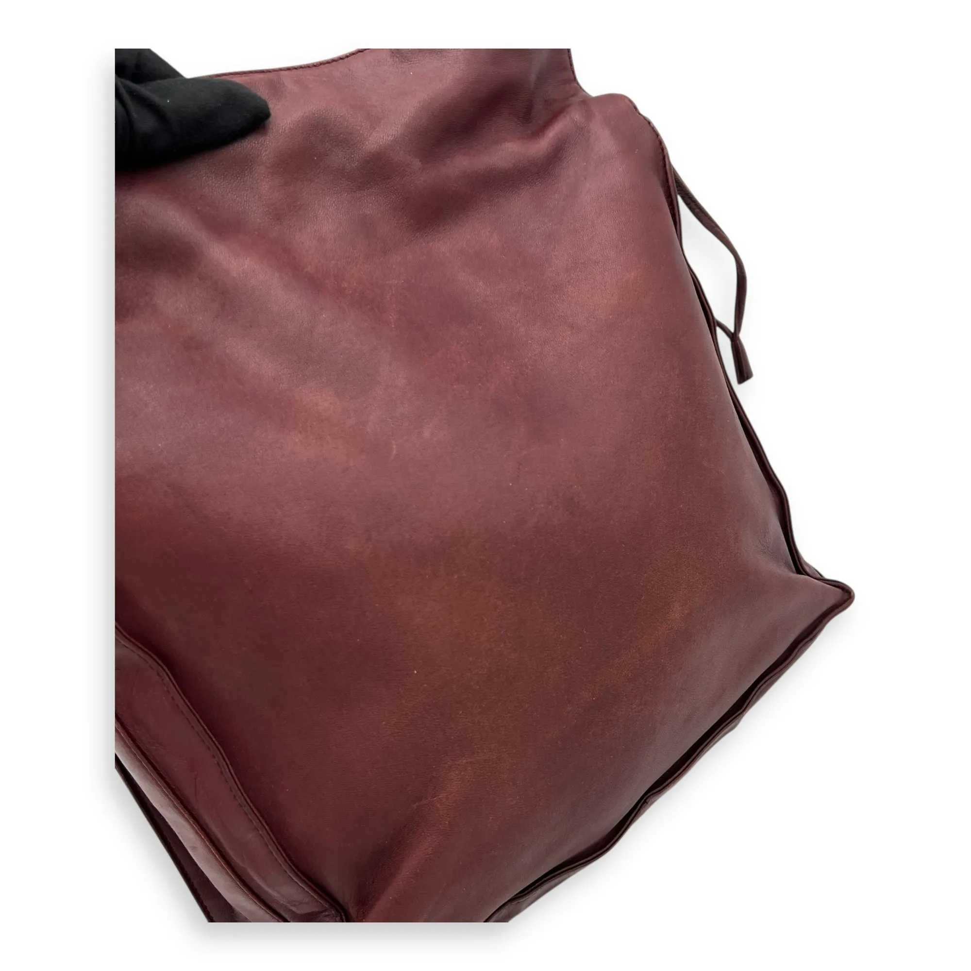 Flamenco Crossbody Bag Red in Calfskin, Silver hardware