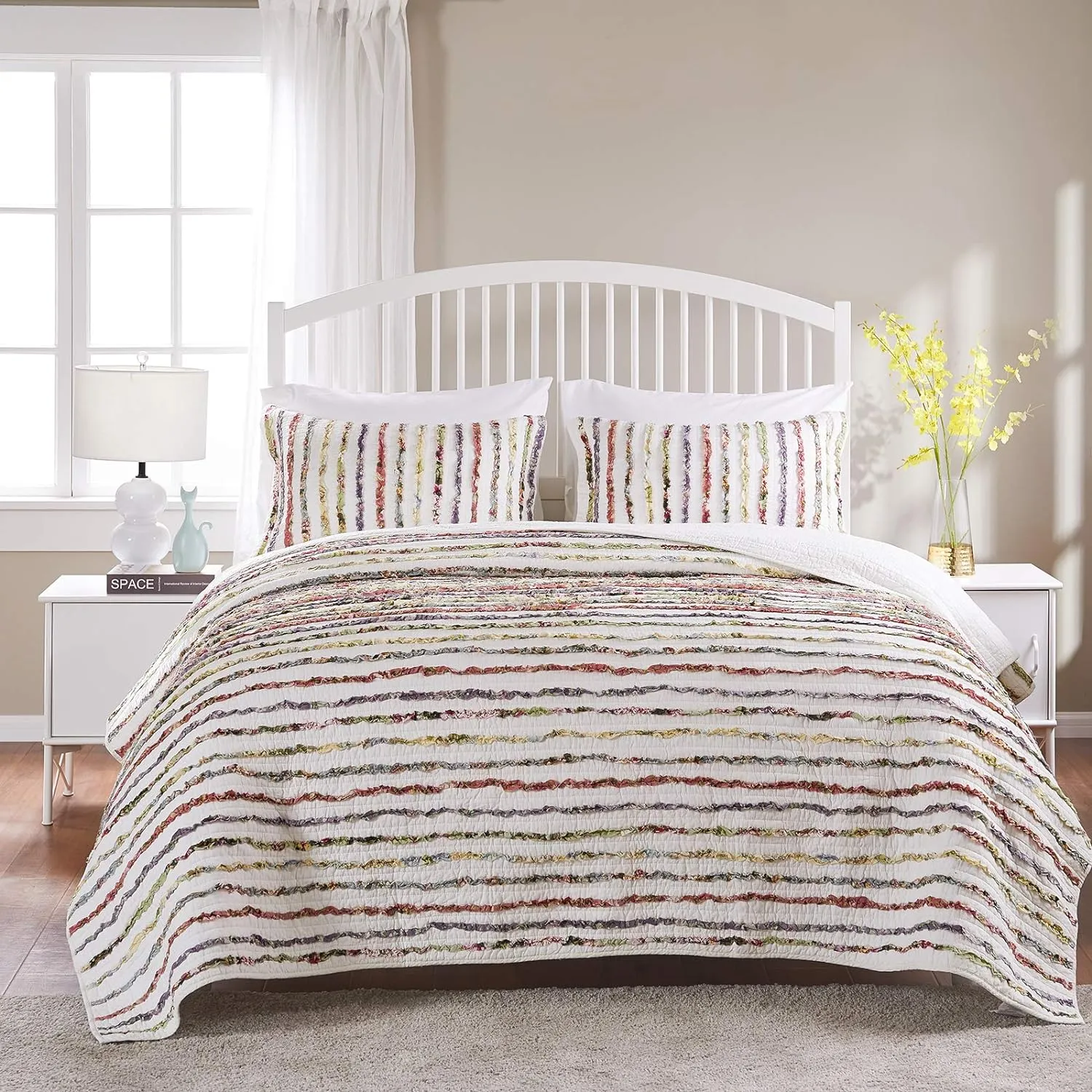 Greenland Home Bella Ruffle 100% Cotton Ruffle-Embellished Quilt Set, 3-Piece Full/Queen, Multicolor