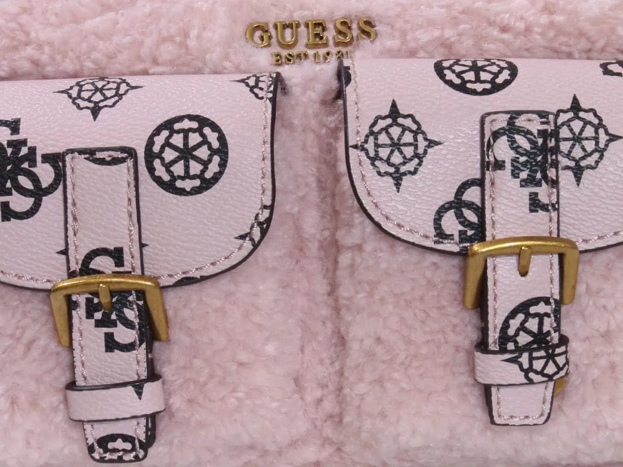 GUESS No Limit Crossbody Sling