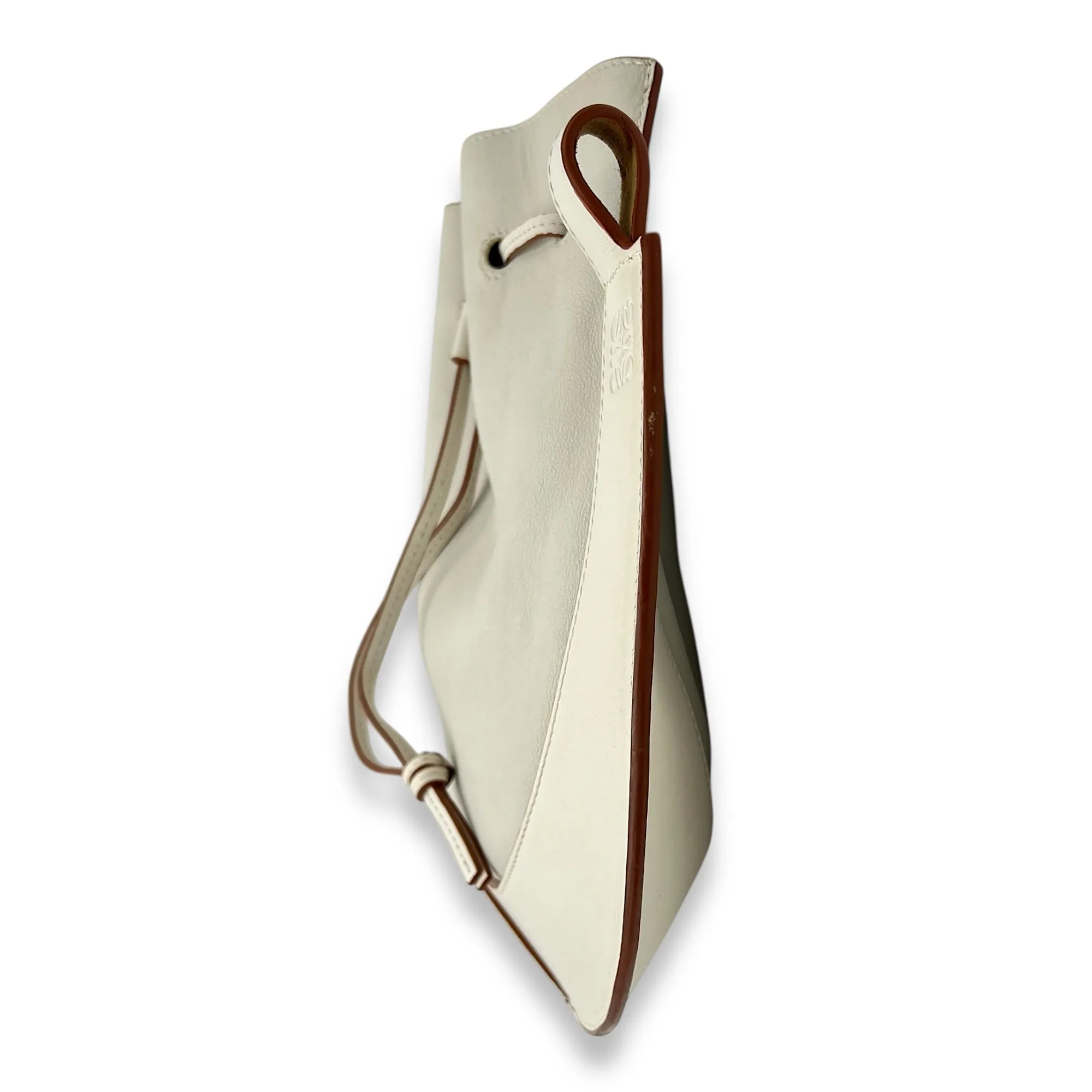 Horseshoe Crossbody Bag White in Calfskin, Gold hardware