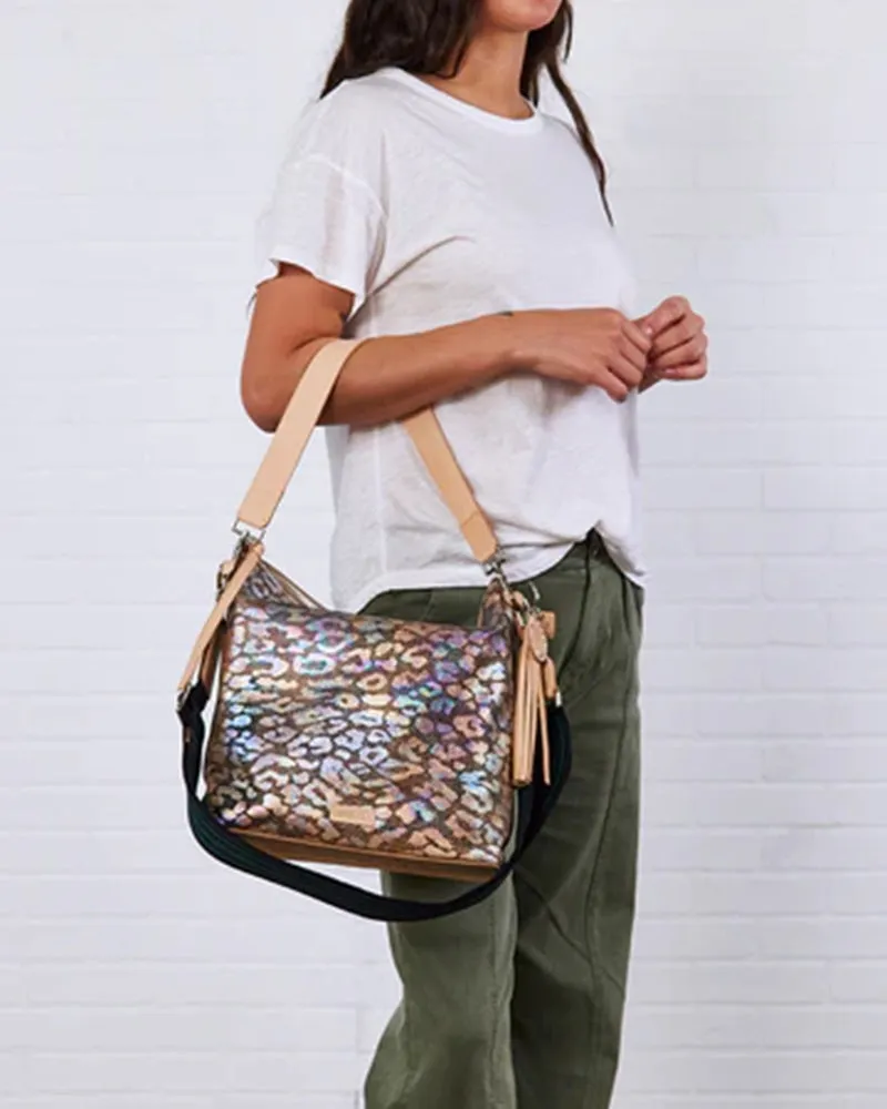 Iris Hobo