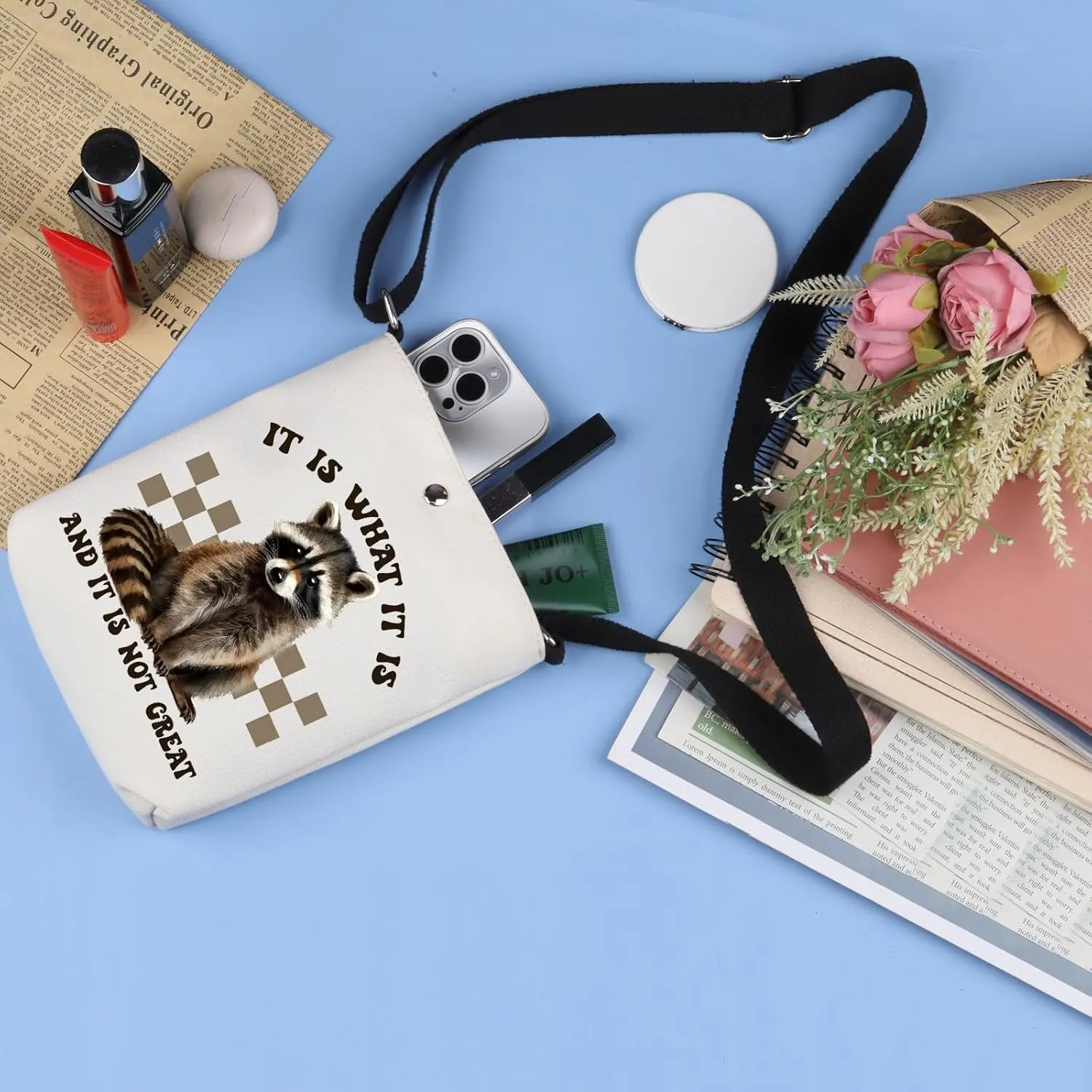 It Is What It Is and It Is not Great Funny Racoon Crossbody Bag Racoon Meme Gift Funny Racoon Shoulder Bags Racoons Lover Bag