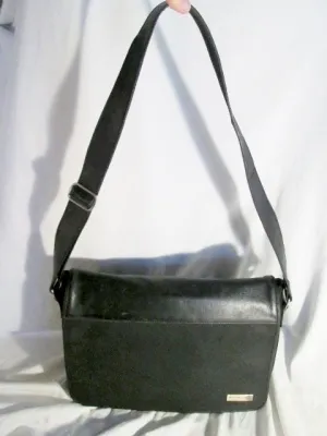 KENNETH COLE Shoulder Flap Bag Man Purse Messenger Crossbody Leather BLACK