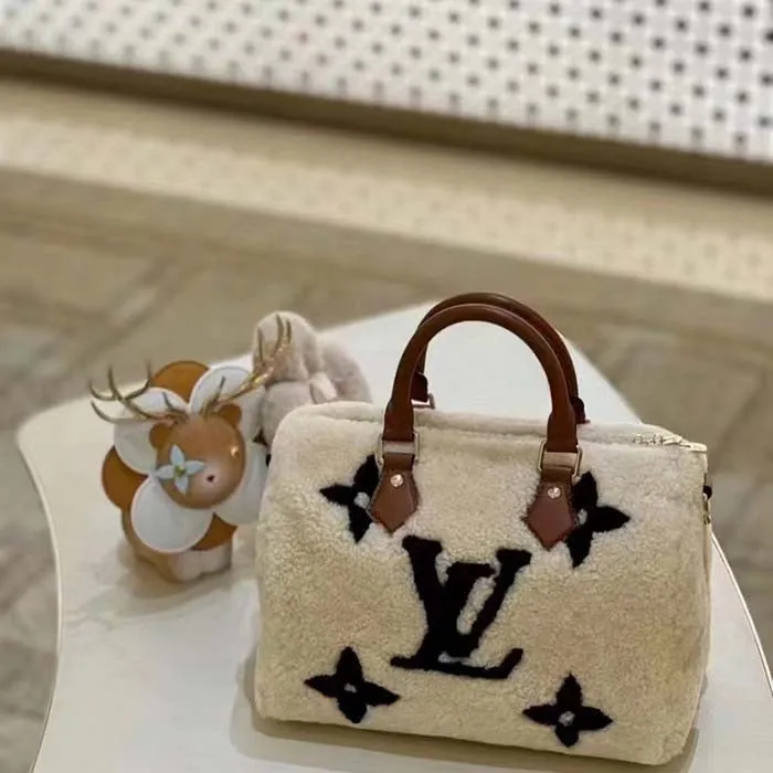 Louis Vuitton LV Women SKI Speedy Bandoulière 25 Cream/Brown Shearling Cowhide-Leather