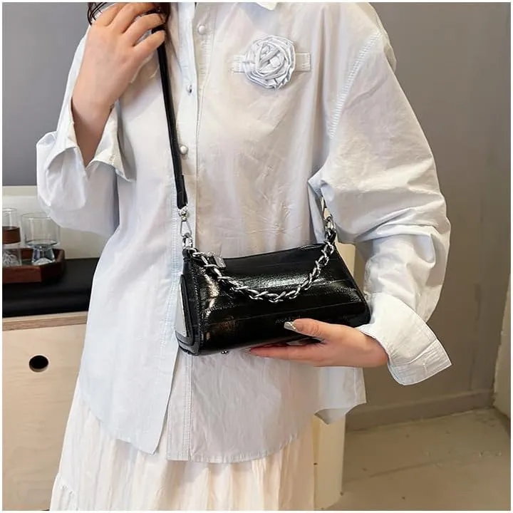Molodo PU Crossbody Bags for Women Triangle Trendy Shoulder Bag Purse Triangle Underarm Bags Party Vacation Handbag Purses