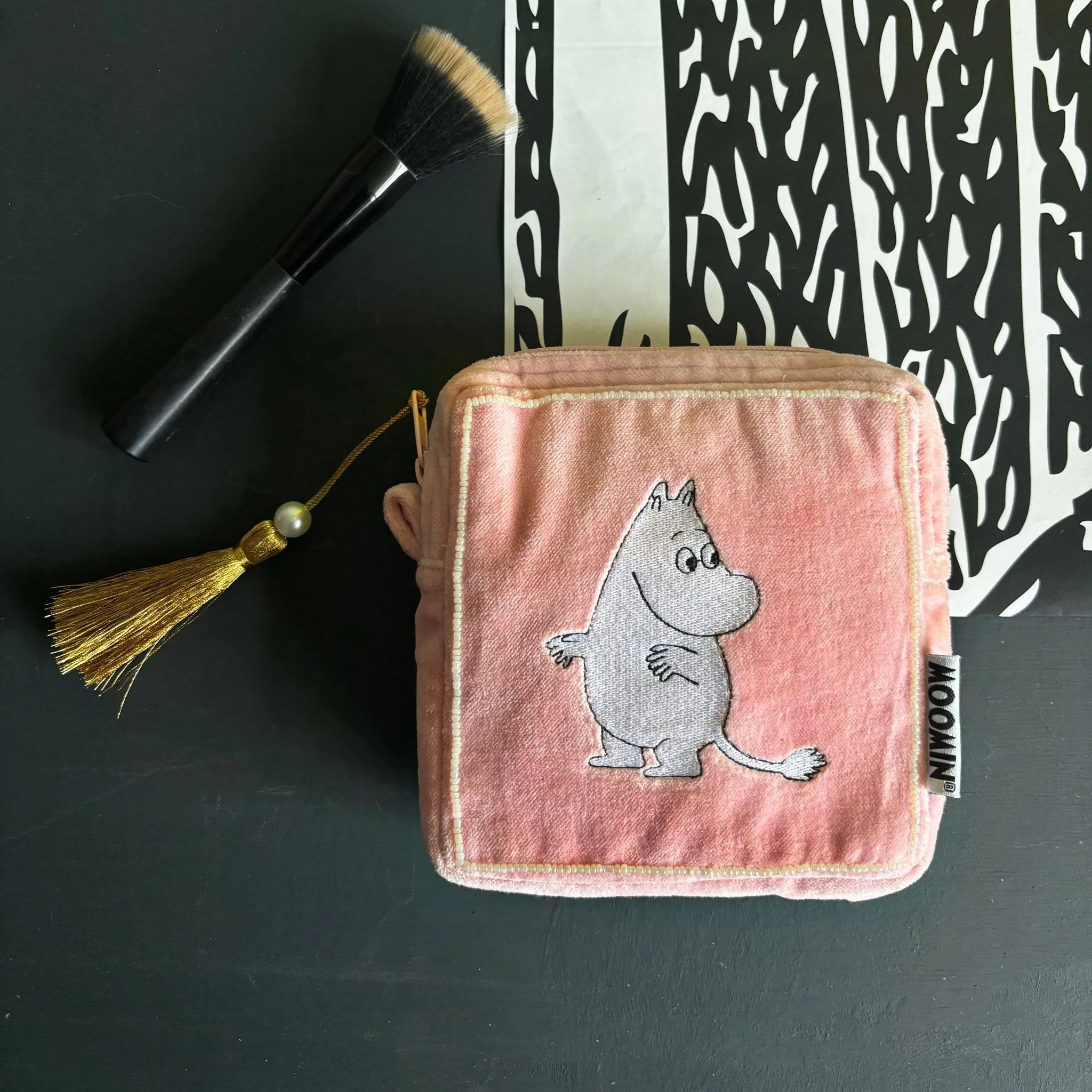 Moomin Velvet 'Love' Makeup Bag
