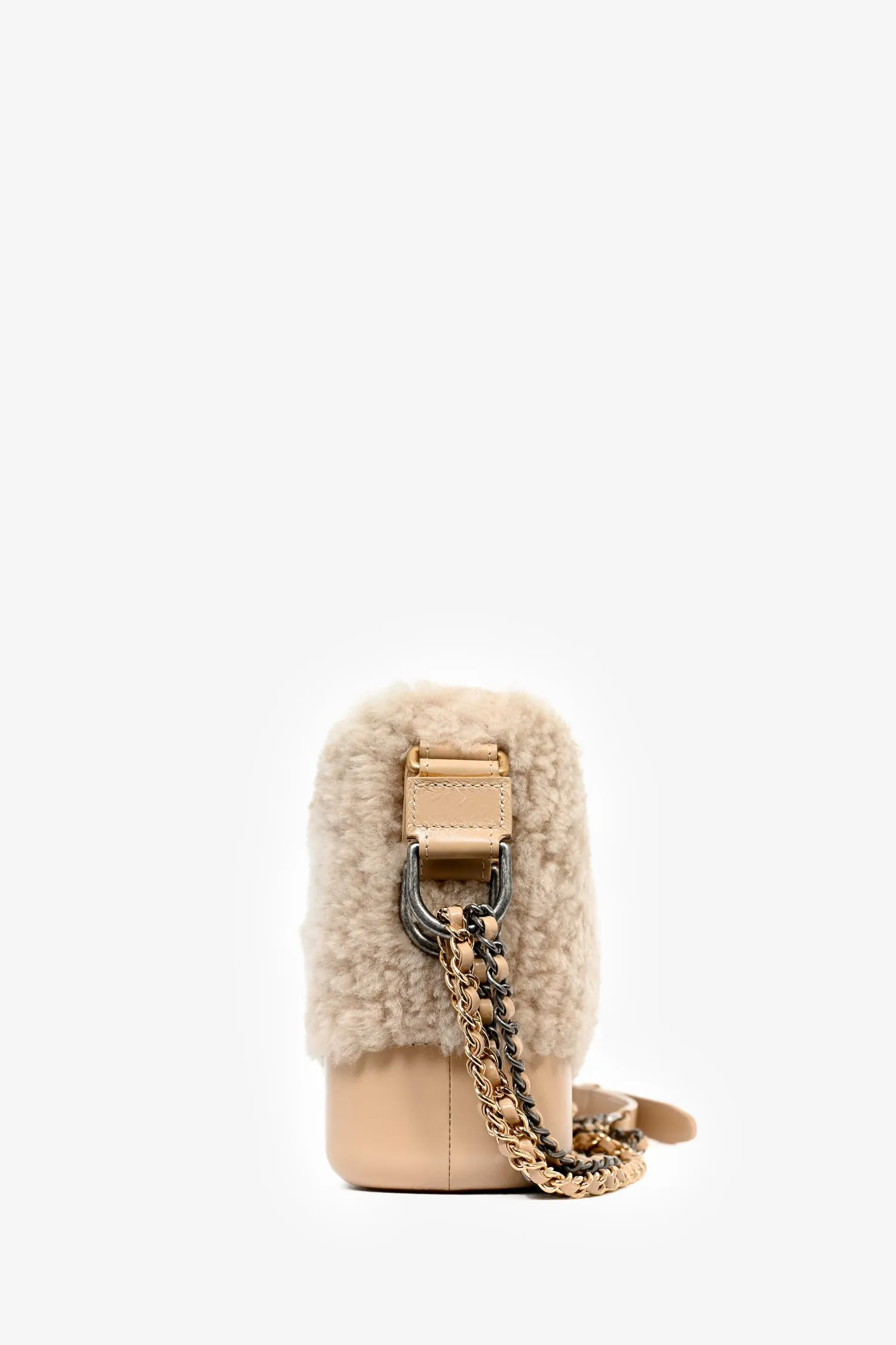 Pre-Loved Chanel™ 2017-18 Beige Shearling/Leather Small Gabrielle Crossbody