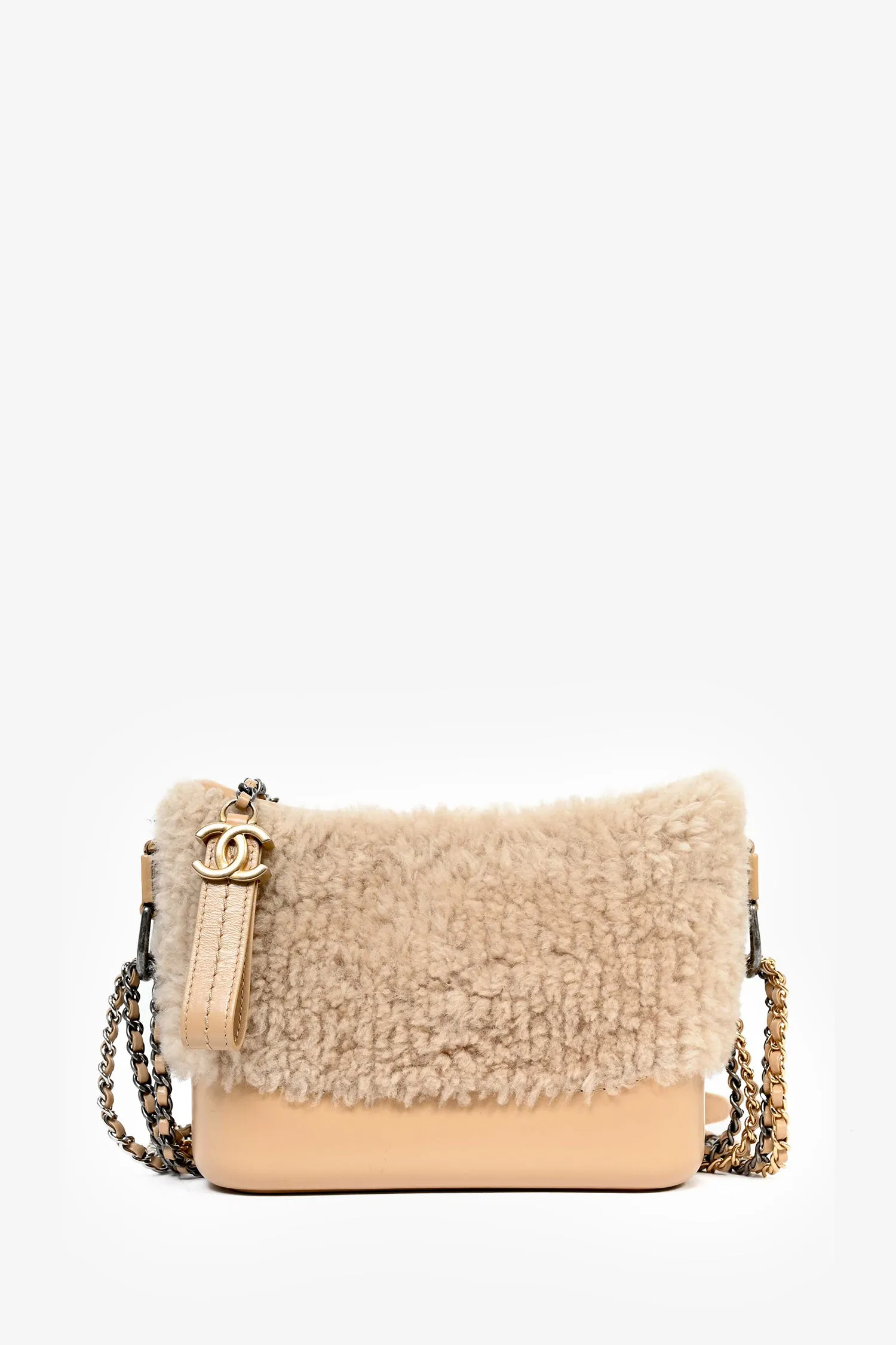 Pre-Loved Chanel™ 2017-18 Beige Shearling/Leather Small Gabrielle Crossbody