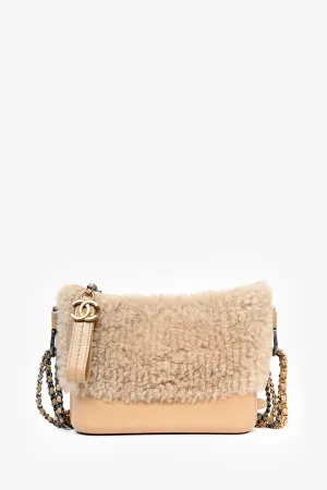 Pre-Loved Chanel™ 2017-18 Beige Shearling/Leather Small Gabrielle Crossbody