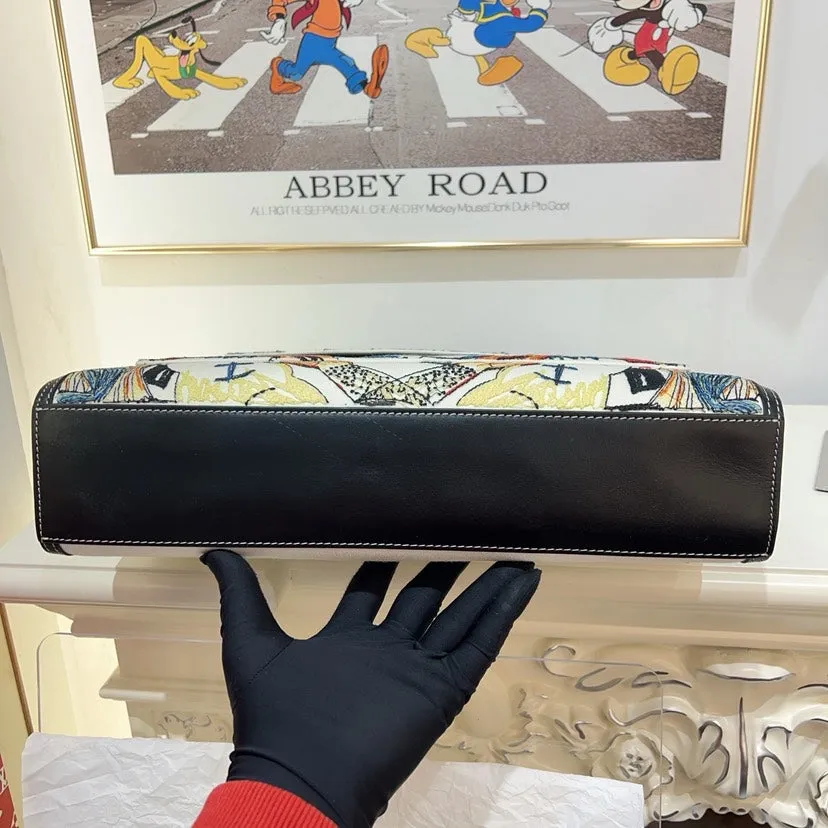 Preloved Burberry x Disney Printed Leather Crossbody Bag in Multicolor