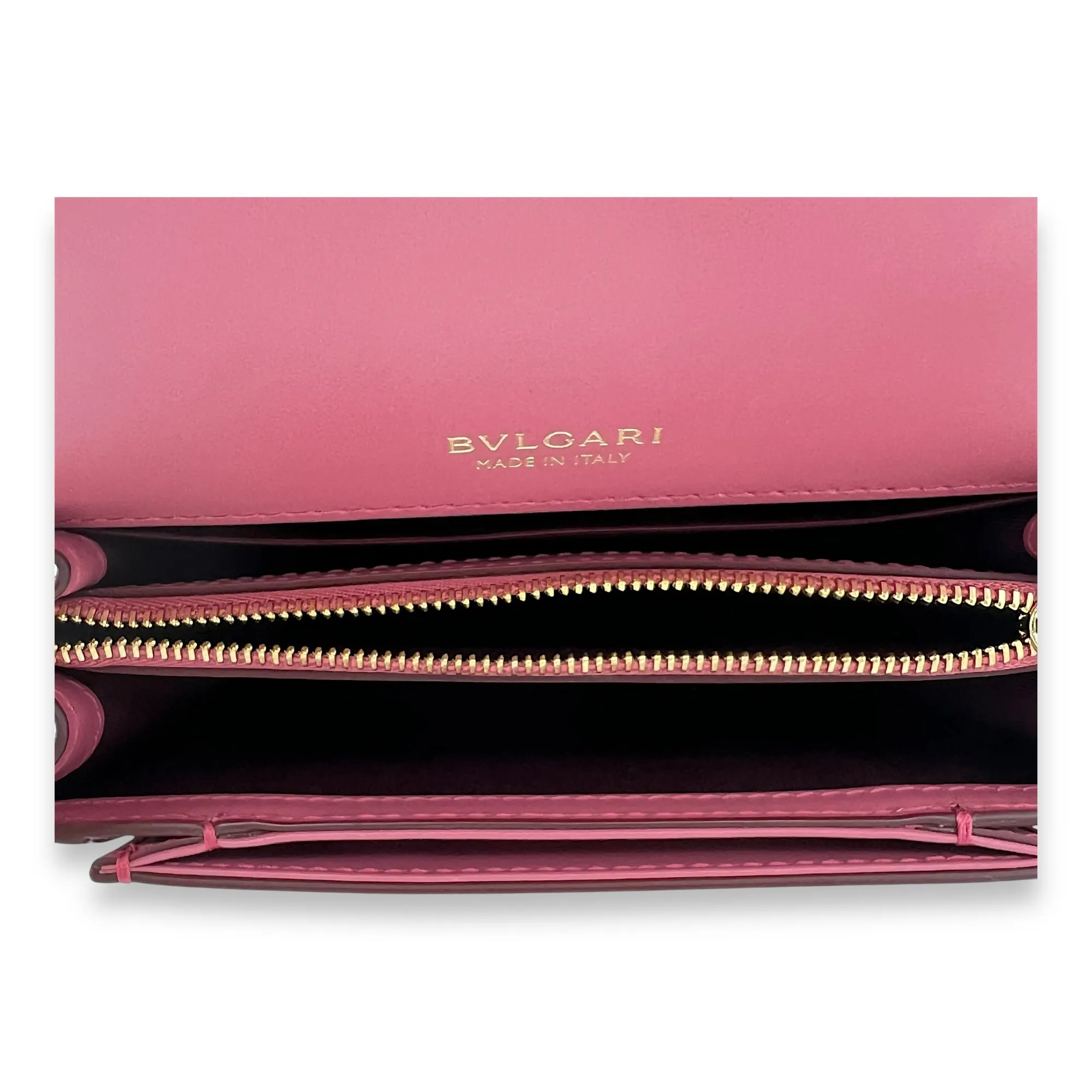Serpenti Forever Crossbody Bag Pink in Calfskin, Gold hardware
