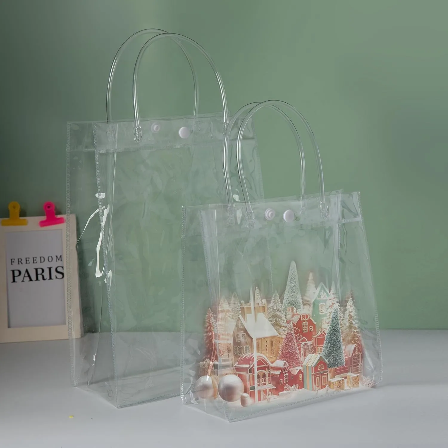 SHIPKEY 10 Pack 8”x3.1”x8” Clear Gift Bags, Square Transparent Gift Bag with Handles, Waterproof PVC Shopping Bags for Perfume, Bakery, Presents, Birthday Party Favor (20x8x20cm)