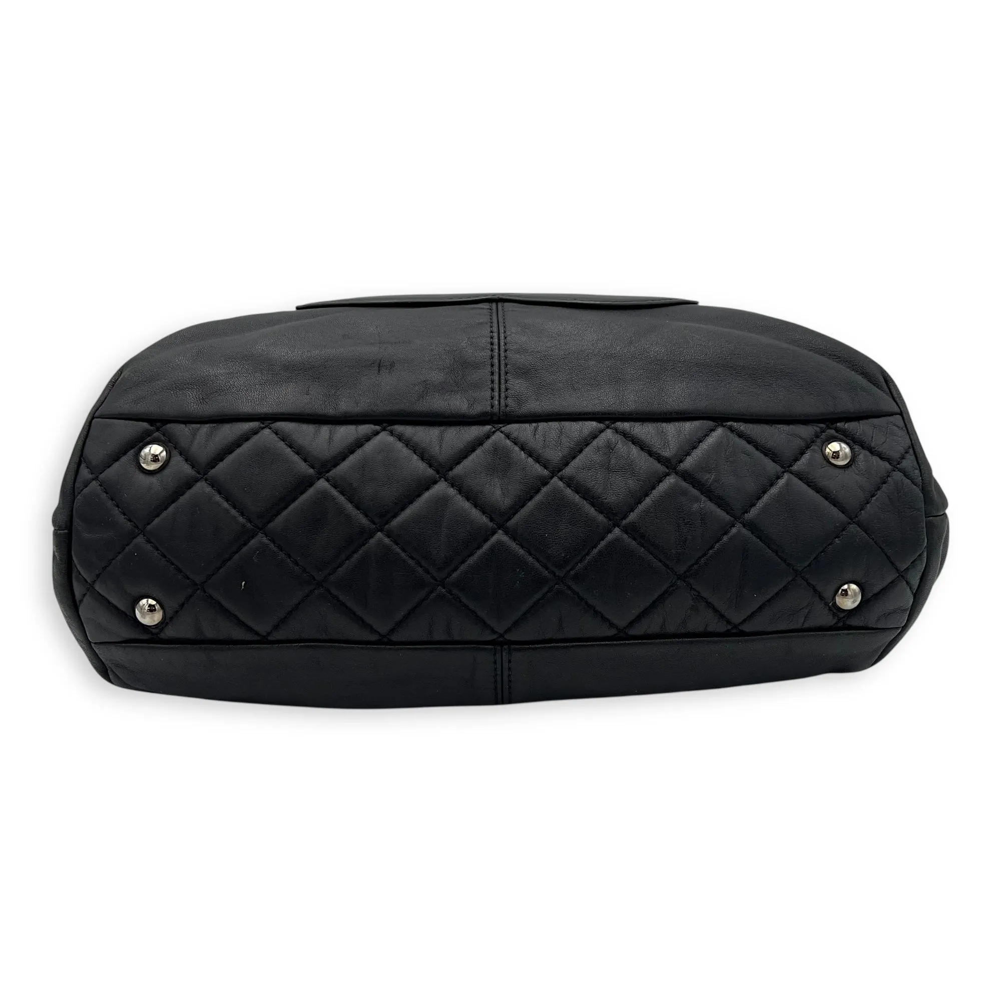 Trianon Shopping Black Tote Bag in Lambskin, Silver hardware