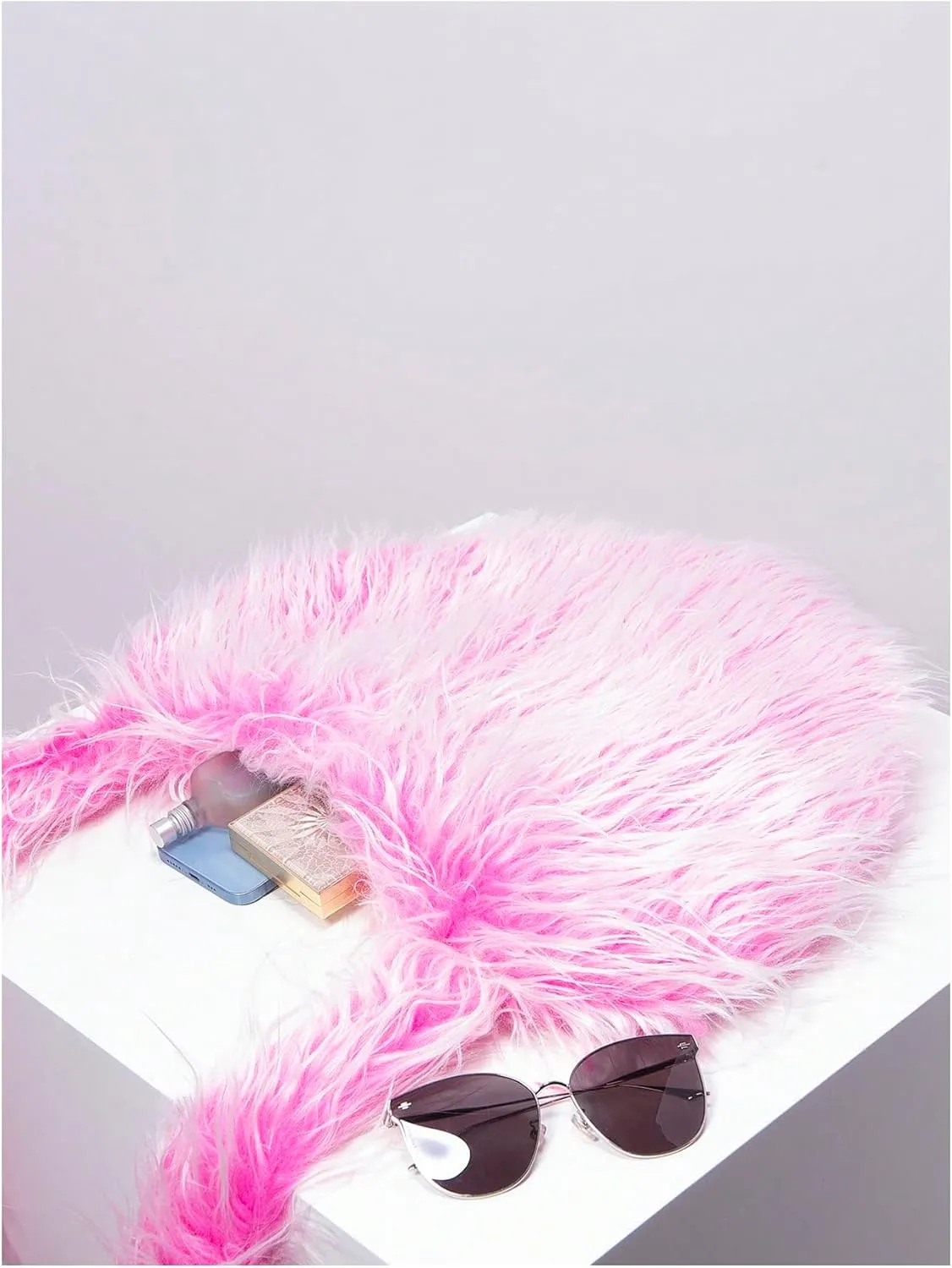 Verdusa Women's Fuzzy Crossbody Shoulder Bags Furry Shoulder Bag Purses