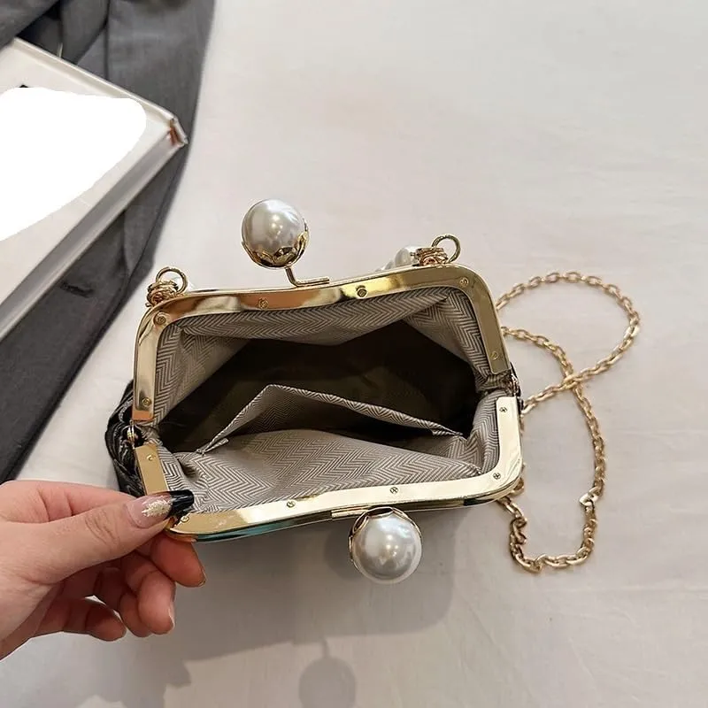 Vintage Printed Lace Clip Handbag With Chain Cheongsam Shoulder Bag For Women